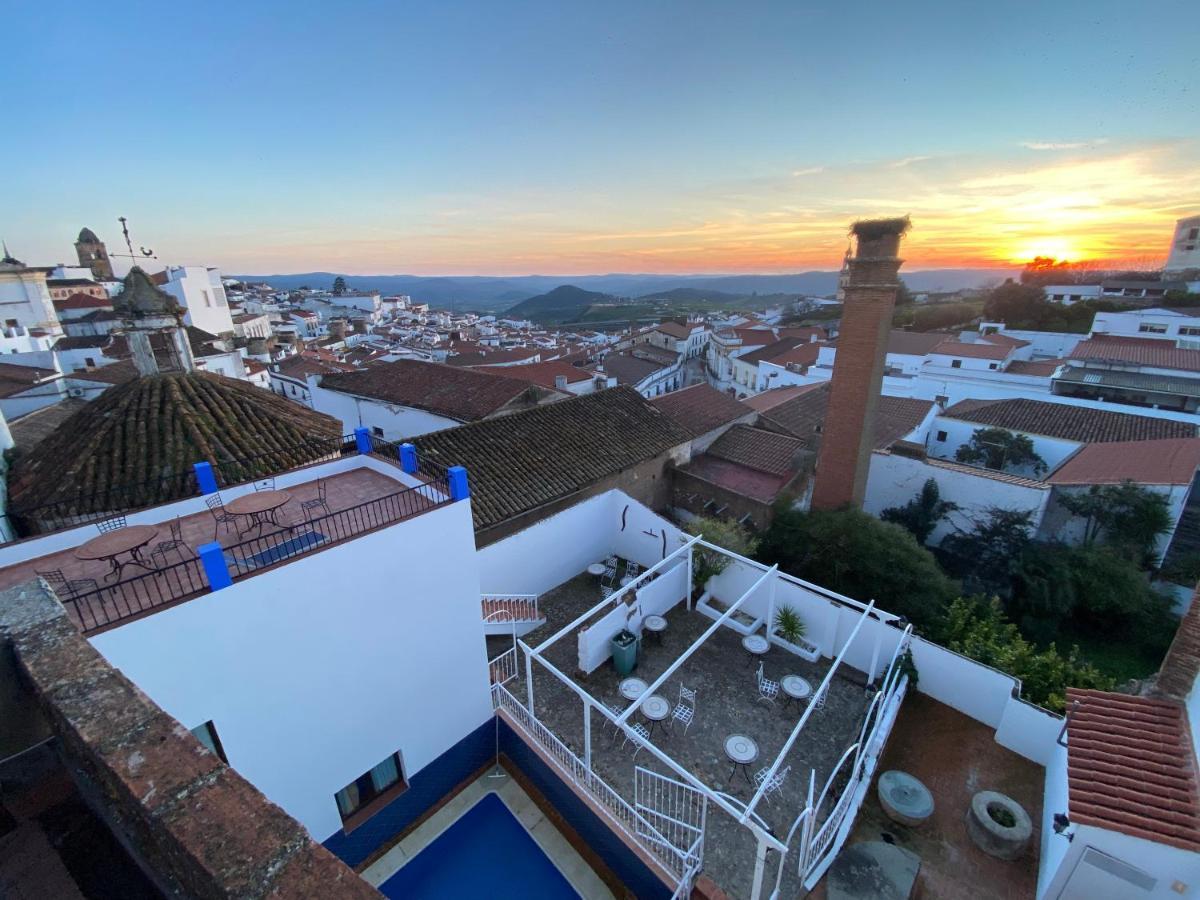Hotel Rural La Posada De Las Cigueenas Jerez De Los Caballeros Exteriér fotografie