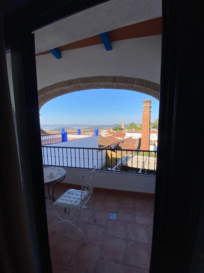 Hotel Rural La Posada De Las Cigueenas Jerez De Los Caballeros Exteriér fotografie