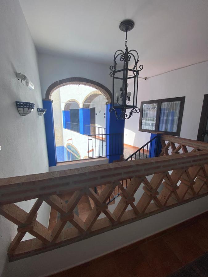 Hotel Rural La Posada De Las Cigueenas Jerez De Los Caballeros Exteriér fotografie