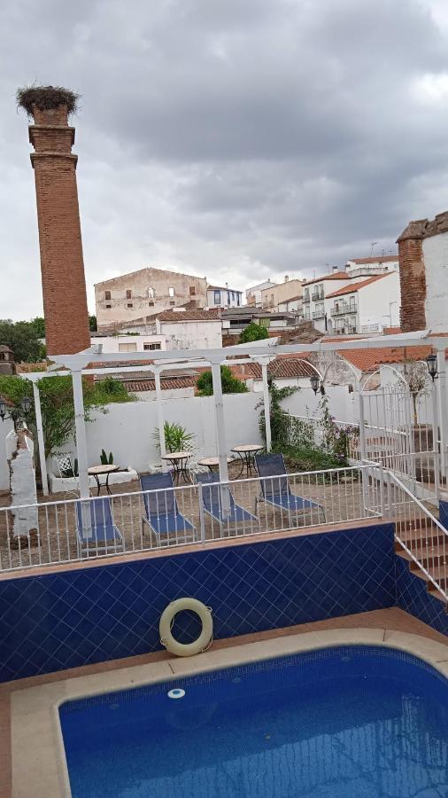 Hotel Rural La Posada De Las Cigueenas Jerez De Los Caballeros Exteriér fotografie
