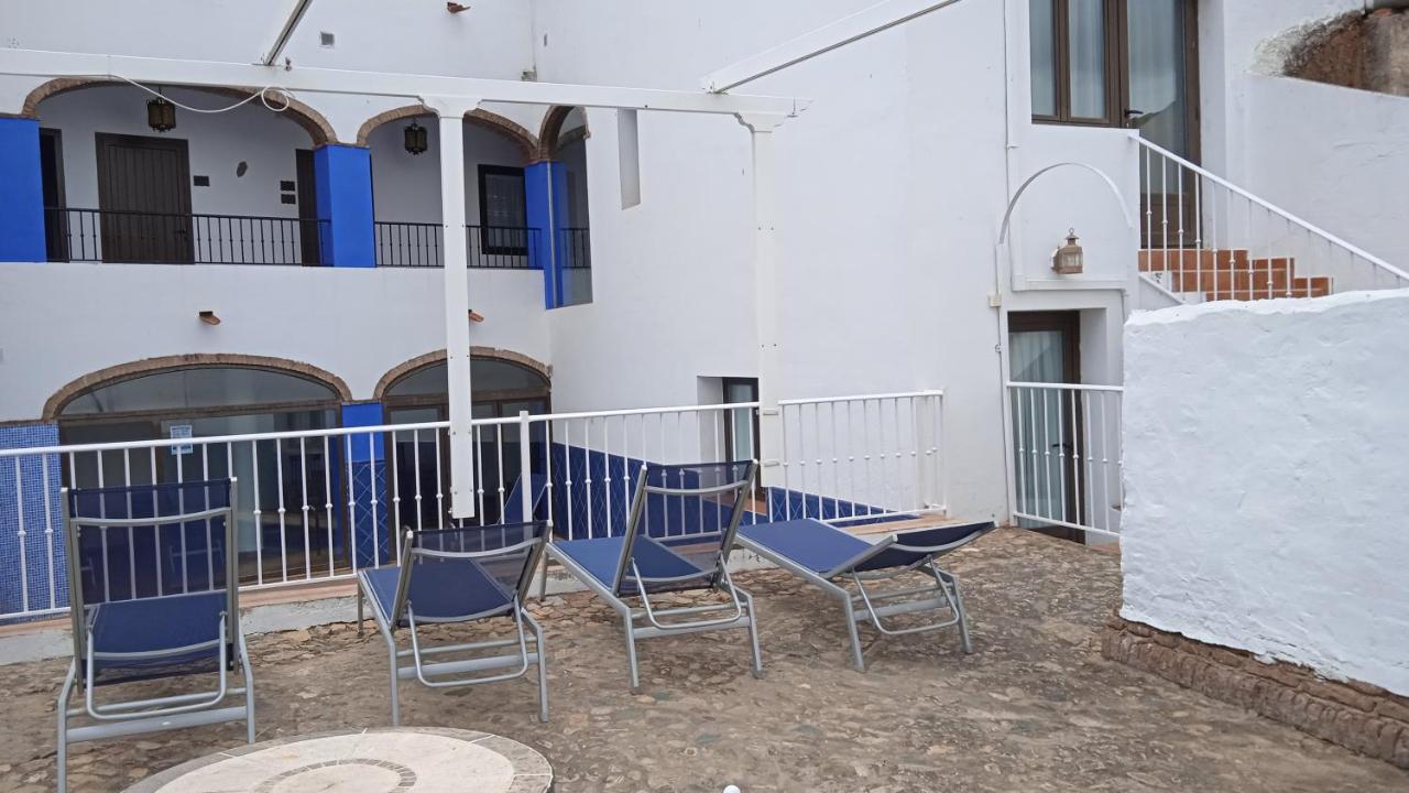 Hotel Rural La Posada De Las Cigueenas Jerez De Los Caballeros Exteriér fotografie